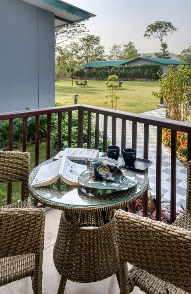 Private Garden Balcony Sitting Deck